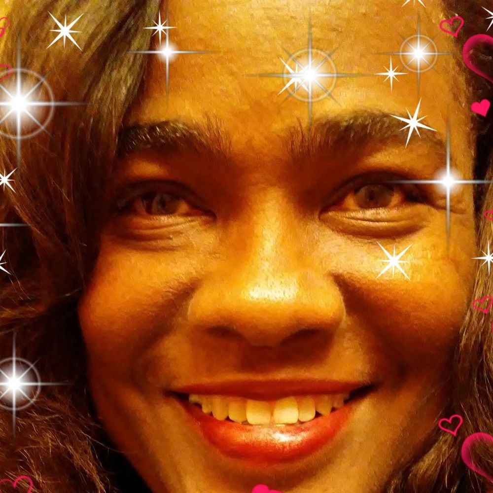 Meet your Posher, Traci